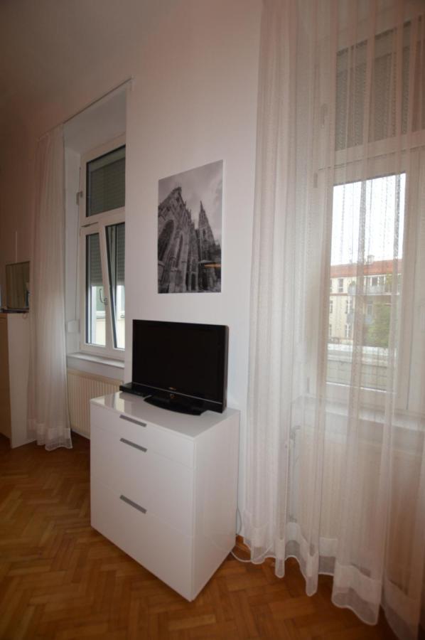 Apartment Penzing Vienna Luaran gambar